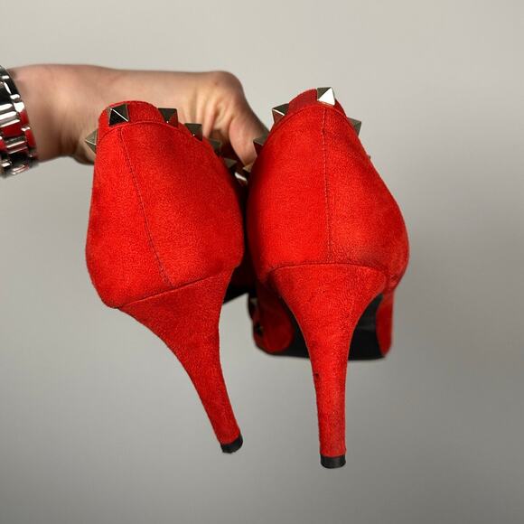 Andiamo Red Suede Studded Strap Heels Women's 11 - Picture 3 of 9